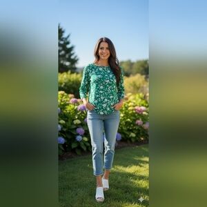 Croft And Barrow Three-Quarter Sleeve Women's Top Size Lg Floral Boat Neck (EUC)